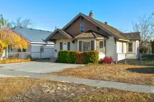 817 N 2nd St, Yakima, WA 98901 - Image #1