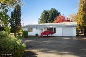 406 S 32nd Ave, Yakima, WA 98902 - Image #1
