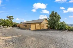 151 Rowe Hill Dr, Naches, WA 98937