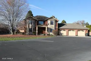 3905 Isabella Way, Yakima, WA 98901 - Image #2