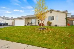 2124 S 67th Ave, Yakima, WA 98903 - Image #3