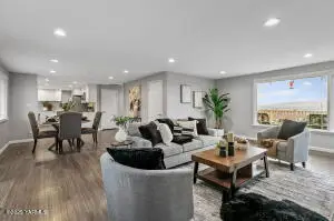 5602 Hilltop Dr, Yakima, WA 98901 - Image #2