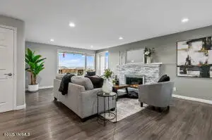 5602 Hilltop Dr, Yakima, WA 98901 - Image #3