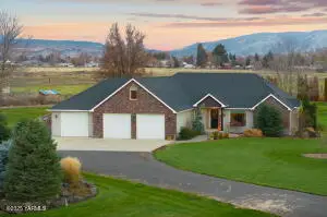 1701 Mapleway Rd, Yakima, WA 98908 - Image #1
