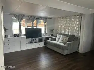 915 N 15th Ave #6, Yakima, WA 98902 - Image #2