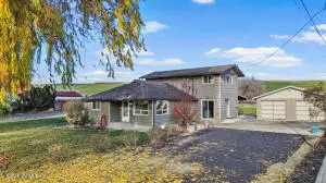 11501 Gilbert Rd, Yakima, WA 98903