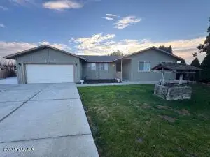 6402 Fremont Dr, Yakima, WA 98908 - #1