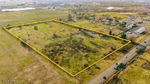 1803 Riverside Rd, Yakima, WA 98901