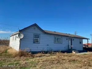 231 S Satus Rd, Toppenish, WA 98948 - Image #2
