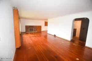 803 Adams Ave, Toppenish, WA 98948 - Image #3