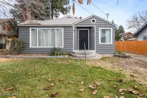 309 Douglas St, Grandview, WA 98930 - Image #3