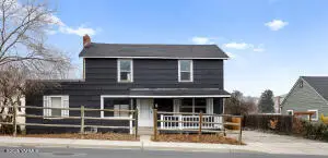 709 W Fremont Ave, Selah, WA 98942