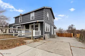 709 W Fremont Ave, Selah, WA 98942 - Image #3