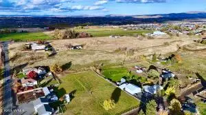 8400 Occidental Rd, Yakima, WA 98908 - Image #3