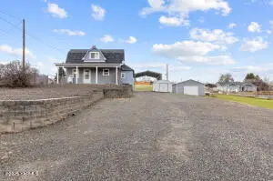 752 Lancaster Rd, Selah, WA 98942 - Image #2