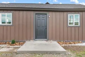 44 E 3rd Ave, Toppenish, WA 98948 - Image #3