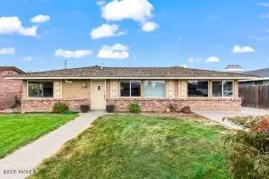 542 Lillie Ln, Toppenish, WA 98948 - Image #1