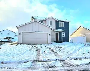 203 N Birch St, Tieton, WA 98947 - #1