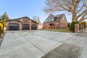 2307 Summitview Ave, Yakima, WA 98902 - Image #2