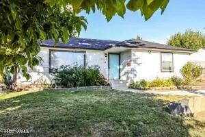 1312 S 6th Ave, Yakima, WA 98902