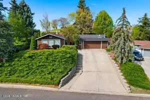 1704 Conover Dr, Yakima, WA 98903