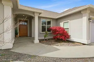 214 S 92nd Ave, Yakima, WA 98908 - #3