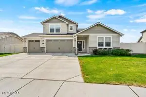 6305 Cottonwood Lp, Yakima, WA 98903 - #1