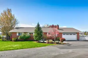 6210 W Yakima Ave, Yakima, WA 98908 - #1