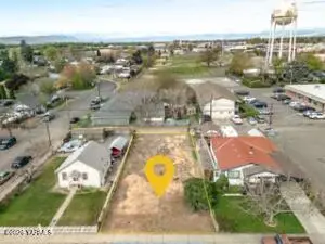 315 S Beech St, Toppenish, WA 98948