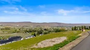 NKA Mcgonagle/marisa Hill Dr, Selah, WA 98942 - #1