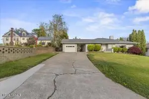 607 S 27th Ave, Yakima, WA 98902 - #2