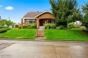 610 S 25th Ave, Yakima, WA 98902 - #1
