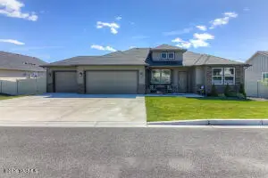 5400 Sage Way, Yakima, WA 98901 - #2
