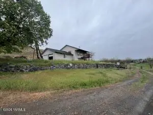293 Freedom Ln, Selah, WA 98942 - #1