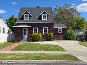 921 S 19th Ave, Yakima, WA 98902 - #1