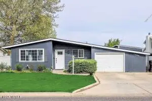 1209 S 44th Ave, Yakima, WA 98908