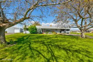 180 Pomona Heights Rd, Yakima, WA 98901 - #1