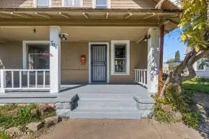 706 S 14th Ave, Yakima, WA 98902 - #2
