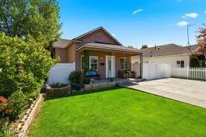 111 N 8th St, Yakima, WA 98901 - #3
