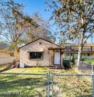 204 Avenue F Ave, Grandview, WA 98930