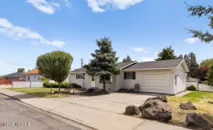 3106 Bonnie Doon Ave, Yakima, WA 98902 - #3