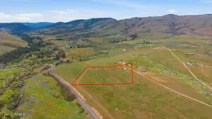 246 Canyon Crest Rd, Yakima, WA 98903