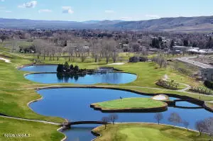 9503 Occidental Rd, Yakima, WA 98903 - #3