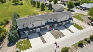 807 Fountain Blvd, Zillah, WA 98953 - #2