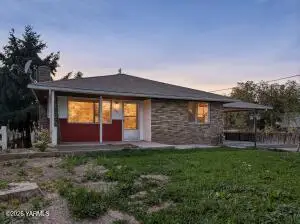 904 S 48th Ave, Yakima, WA 98908 - #1