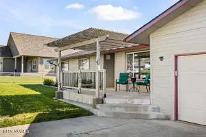 107 N 90th Ave, Yakima, WA 98908 - #3