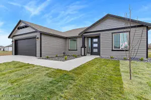 1617 Parkwood Ct #(Phase 12 Lot 327) Spec, Grandview, WA 98930 - #1