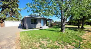 1105 S 31st Ave, Yakima, WA 98902