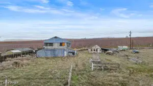 9260 Bittner Rd, Yakima, WA 98901