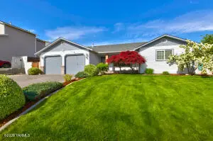 702 S 7th St, Selah, WA 98942 - #2